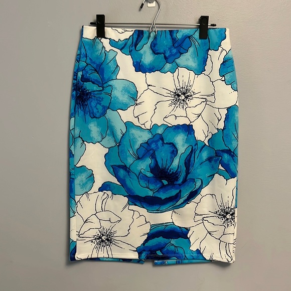 Dresses & Skirts - NYCC Floral Skirt